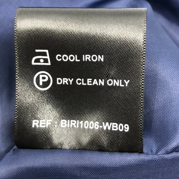 Improvd V-Neck Jacket with Zipper Closure - Picture 6 of 7